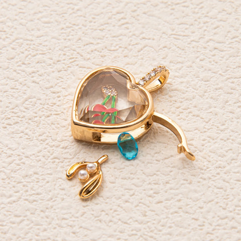 Faye Locket Necklace